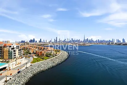 Burj Khalifa and Sea Views | brand New | Spacious