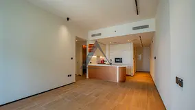 Top Floor | Comunity View | Huge balcony