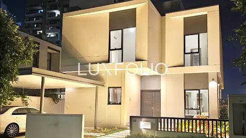 Fully Renovated | Luxury | Vacant May 14