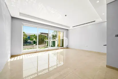 Corner Plot | Park View | Close to Comunity Center