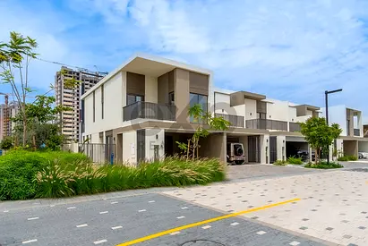 NEW | 4br + Maid | Corner Plot | Single Row