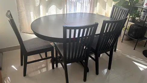 IKEA Extendable Dining Table with 4 Chairs