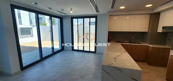 3 Bed+Maid | Single Row | Prime Location