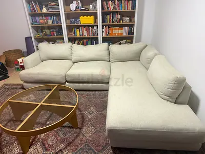 West Elm 3-seater sectional sofa with chaise lounge - good condition. Less than 1 yr old!