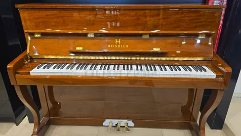 Heinrich Upright Piano in Gloss finish