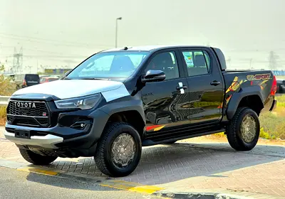 2025 Toyota HILUX photo 5