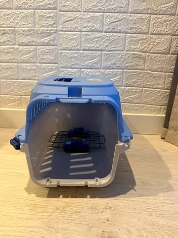 Cat Carrier – Used