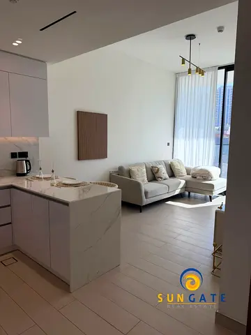 Furnished, nearby park, vacant now