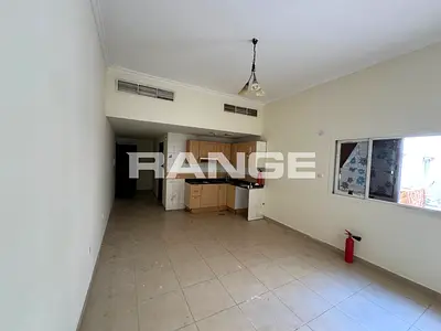 Huge Studio | Executive |Family| No parking