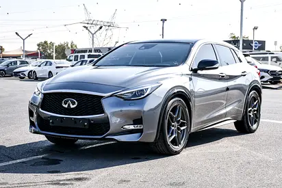 2018 Infiniti Q30 照片 3