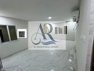 فرصة للشركات: بناية مجددة بالكامل للإيجار في النخيل 1