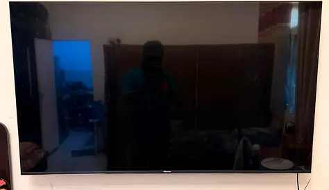 55-inch  Smart QLED TV - Good Working Condition