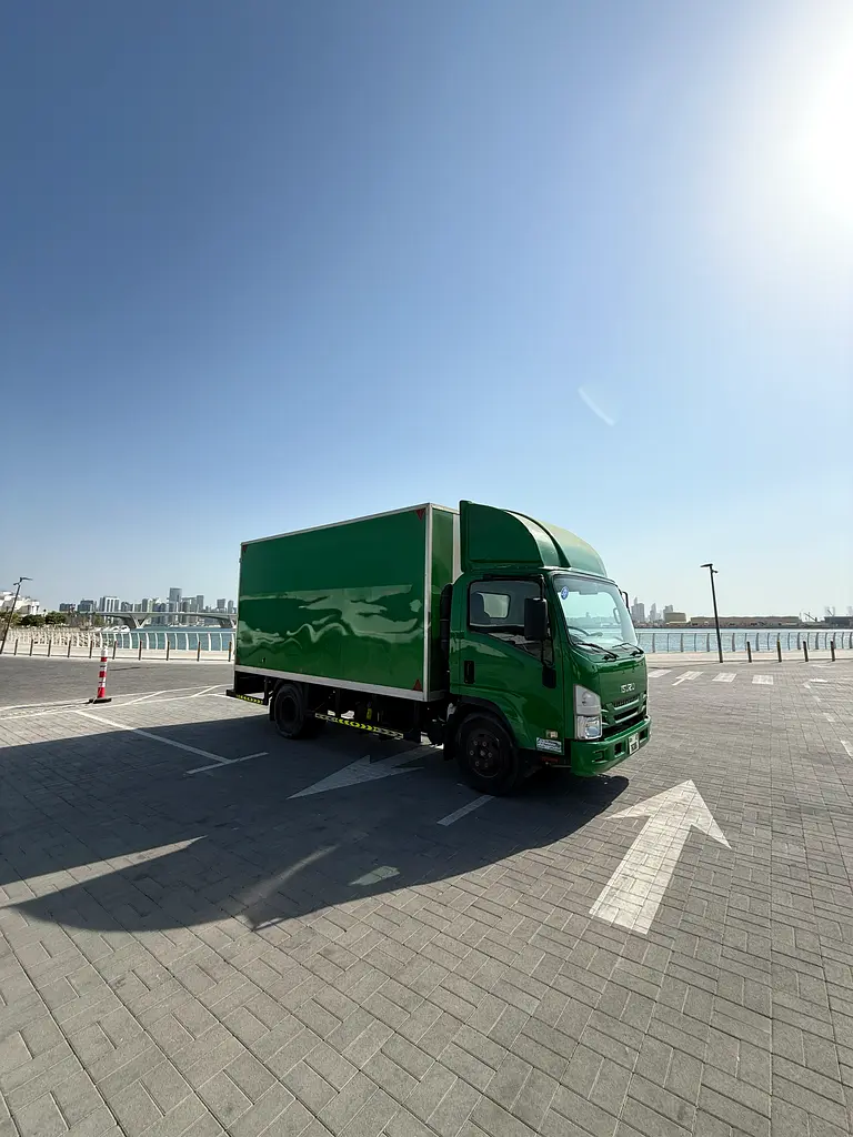 Isuzu N-SERIES 2020 — photo 1 of 4