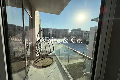 Modern | Fully Furnished | Available Now