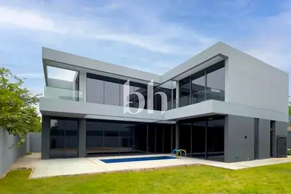 Spacious 4BR Villa | Private Pool | Large Garden