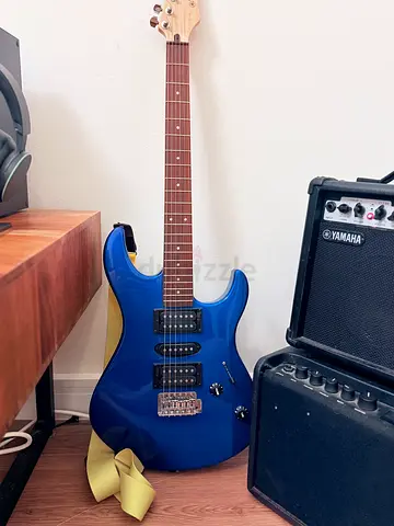 Yamaha electric guitar with AMP