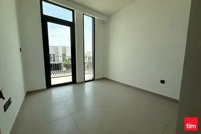 Single Row | Close To Amenities | Landscaped