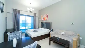 MODERN STUDIO | FULLY FURNISHED | BRIGHT  READY