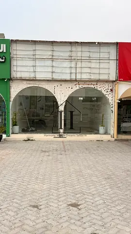 Busy Commercial l Highly Visible l Lots of Parking l Affordable l Retail & Service area Attracts Many Customers