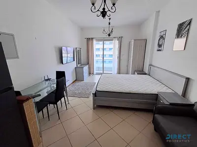 Available Now | Furnished | Near Metro/Tram