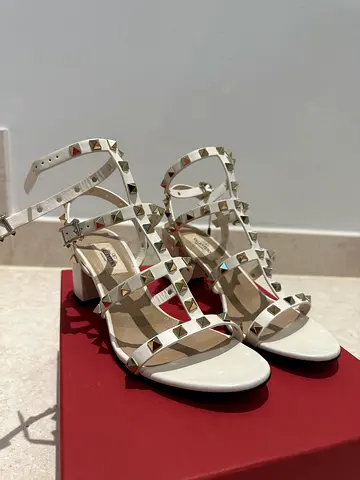 Valentino Garavani ankle strap rockstuds sandals 60mm, size eu 37- AED 2,600