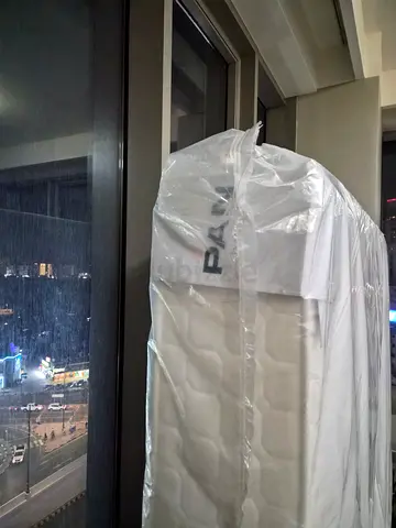 Pan Home King Size Pocketed Spring Mattress (New) in original Packing- 180x200 cm