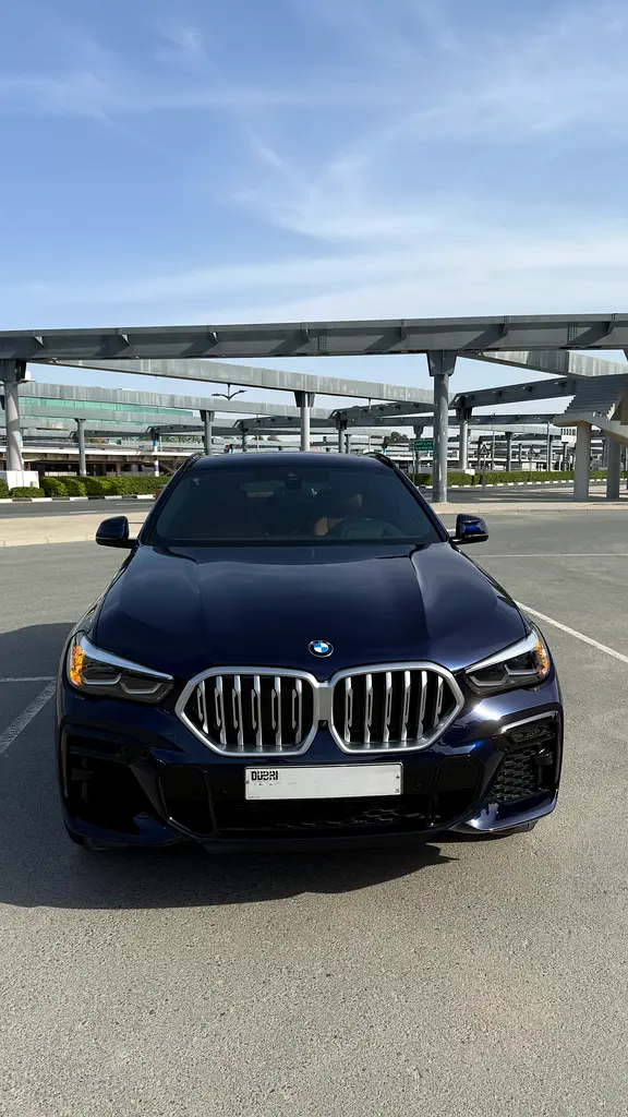 BMW X6 2022 — photo 1 of 7