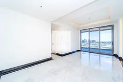 Vacant | Spacious | Jacuzzi | High Floor