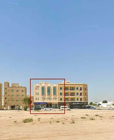 استديو في موقع مميز مدخل مباشرة من شارع الشيخ خليفة بعيد عن الزحام