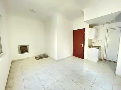 Lavish studio full family Building just rent 18k