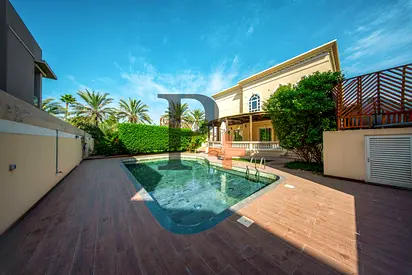 Grand 6BR Mansion with Private Pool at Prime Location