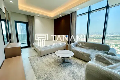 Fully Furnished | Prime Location | High Floor