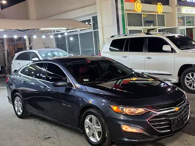 2021 Chevrolet MALIBU thumbnail 3