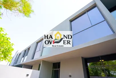 4BED MIDDLE UNIT/VACCANT/PRIMELOCATION/MASSAR