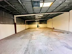 3600Sqft insulated warehouse with high celling in Umm Ramool.