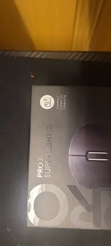 Brandnew ooen box Logetic G Pro X SUPERLIGHT 2C Compact wireless ( used 1 day )