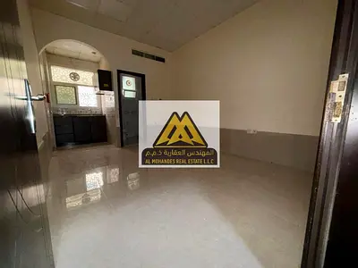 استوديو للإيجار في الجرف 2 عجمان مطبخ شبه منفصل مساحة كبيرة إطلالة جميلة تكييف مركزي موقع حيوي بجوار المحكمة وجامعة عجمان