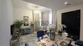 Fully Furnished 3-Bedroom Townhouse | 4 Cheques