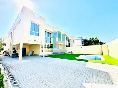 Brand new finish 4 bed plus maid villa/ private pool