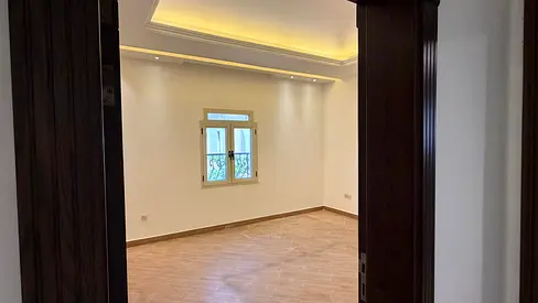 LUXURY LIVING SPACIOUS 4 BEDROOMS VILA AVAILABLE ON HOT OFFER FOR RENTAL ON PRIME LOCATION CONTACT US NOW