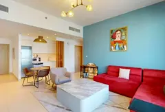 Pet Friendly Community | Spacious | Middle Floor |