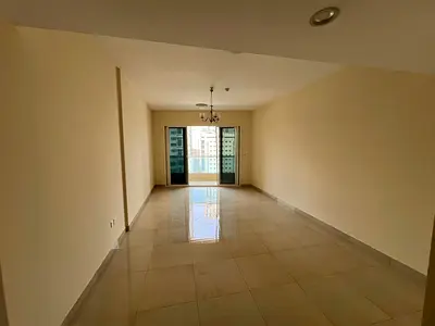 تكييف مجانا لا جمل اطلالة بحرية علي البحيرة والقصباء لغرفتين وصالة ماستر تشطيب ممتاز مع موزع بين الغرف ومساحات كبيرة