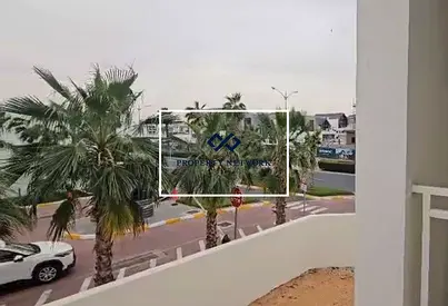 3BR Townhouse | Spacious | Close to Amenities