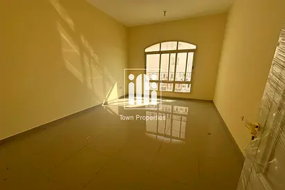 Independent Villa | 5 Rooms + Maid Villa | Excellent Location |