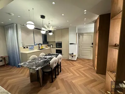 Upgraded | Spacious Layout | Canal View