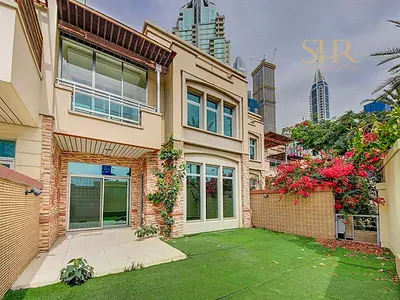 Spacious Layout | Vacant | Private Garden