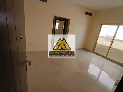 شقة غرفة وصالة للإيجار في الجرف 2 – موقع مميز على شارع الشيخ عمار مع بلكونة وتكييف مركزي