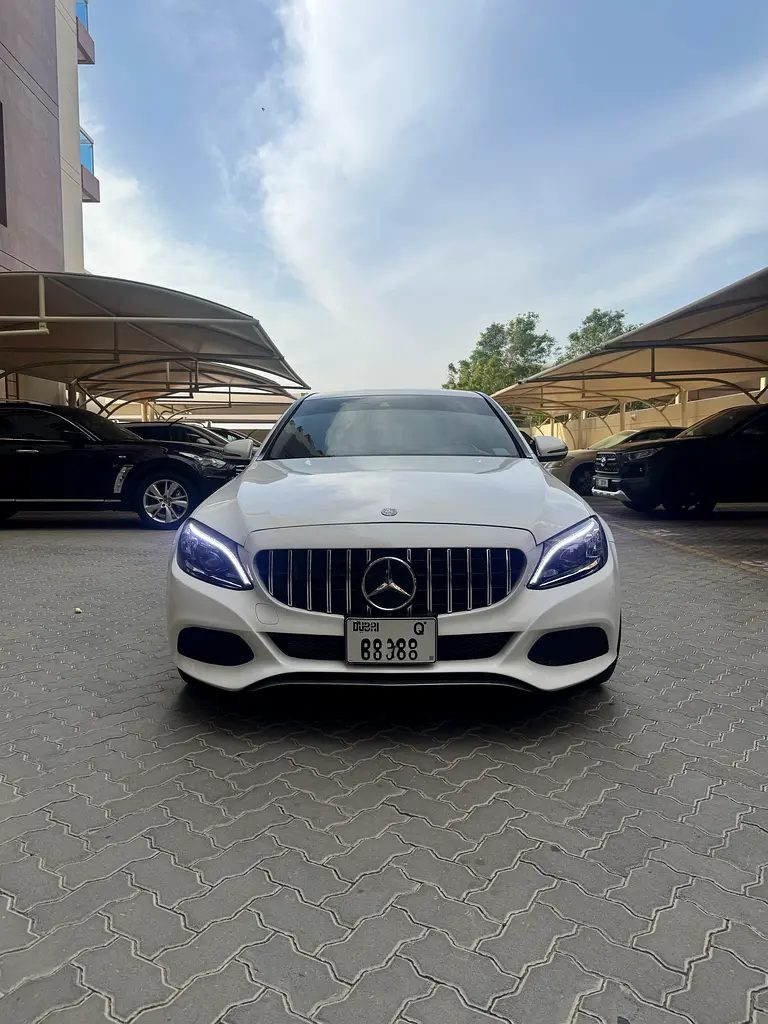Mercedes-Benz C-Class 2017 — photo 1 of 7