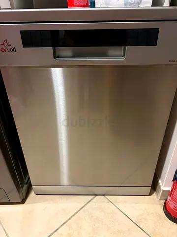 Evvoli Three Racks Stainless Steel Freestanding Dishwasher - Good Condition