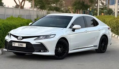2024 Toyota Camry Hybrid - GCC Specs - Brand New